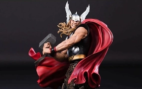 Crypto Art Thor 1/4 Scale Bust