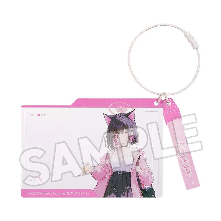 Blue Archive Holiday Saunter Series Acrylic Keychain (KAZUSA) Crystal Figure
