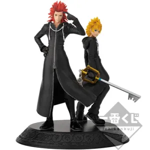 ICHIBAN KUJI KINGDOM HEARTS - SECOND MEMORY - LAST ONE PRIZE - Roxas & Axel Statue Sandalwood Scent