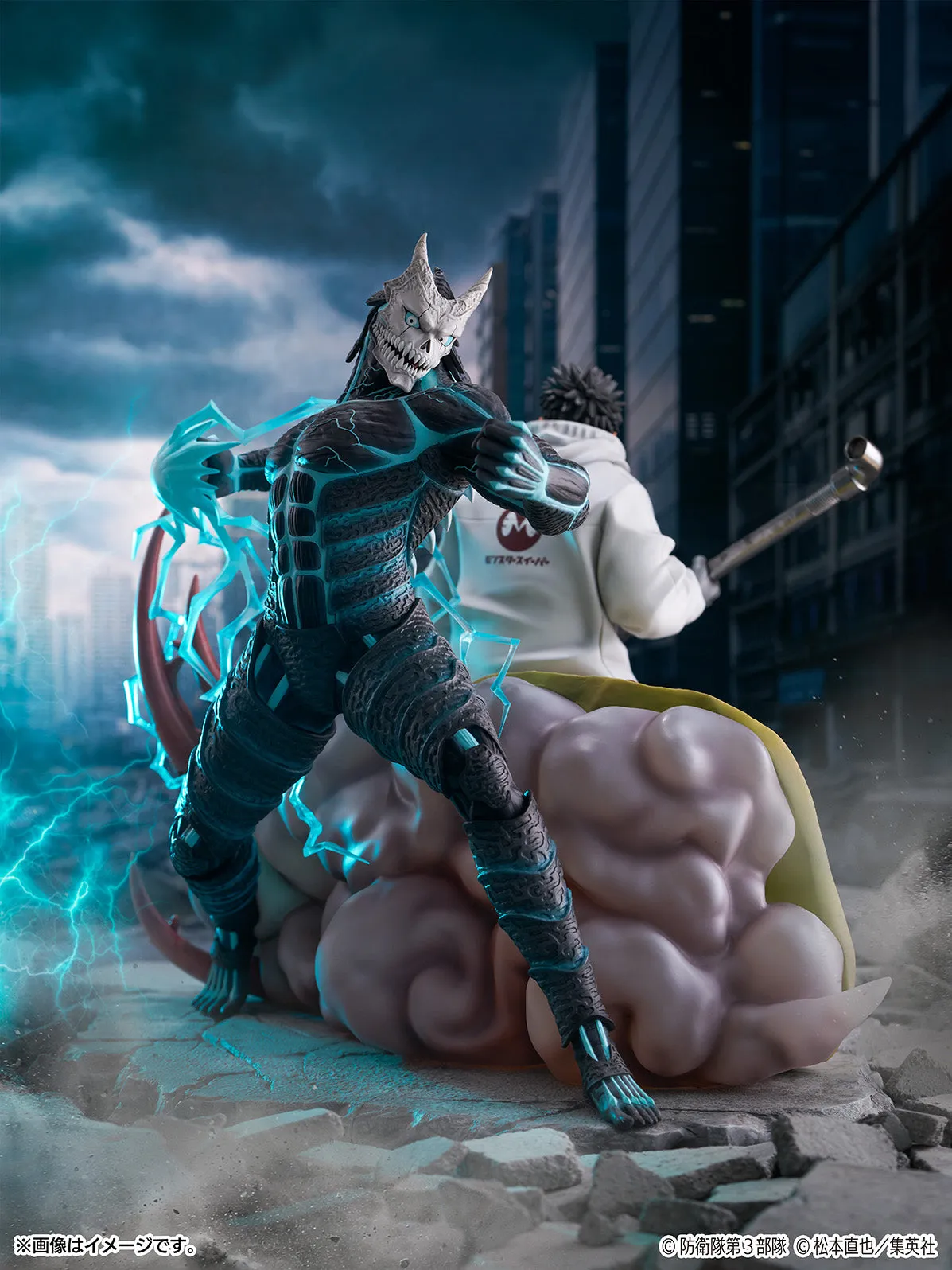 Kaiju No. 8 Shibuya Scramble Figure - Kaiju No. 8 & Kafka Hibino Wood Carving