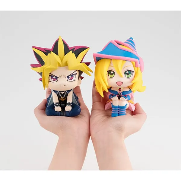 LOOK UP SERIES YU-GI-OH ! DUEL MONSTERS Yami Yugi ?? Dark Magician Girl?? with gift - Cushion ?? Designer Art