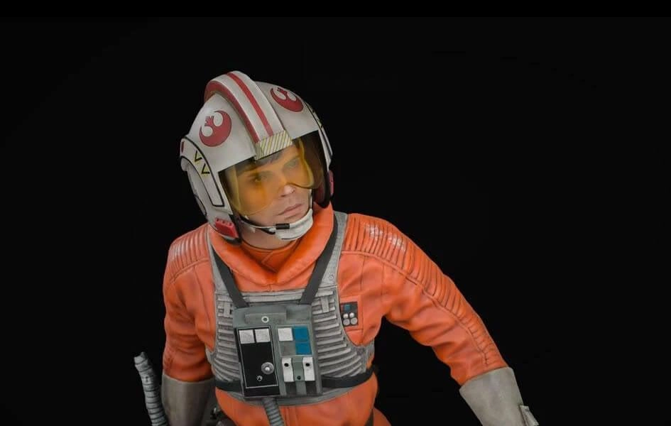 Battle Pose Luke Skywalker BATTLE ON HOTH Statue